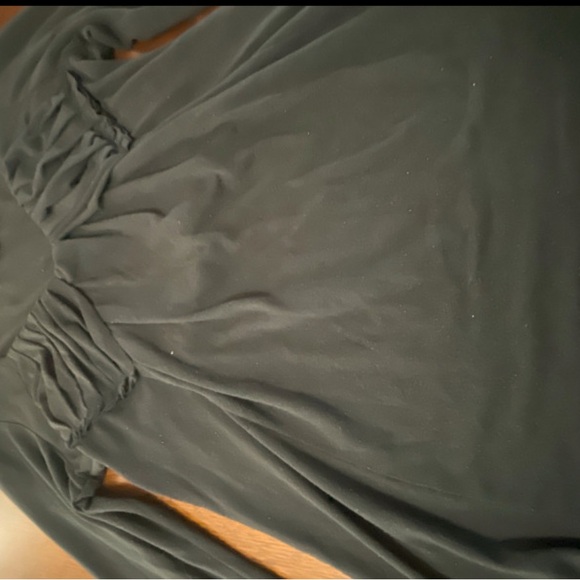 Simply Irresistible Elegant Black Blouse - Picture 2 of 2